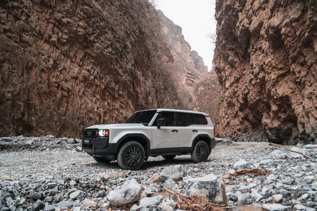 一汽丰田“时光焕新计划”升级，普拉多成价值锚点