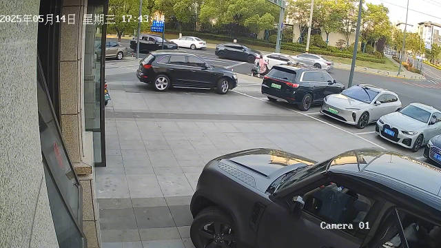 Q5怼M9，这明显是故意的吧