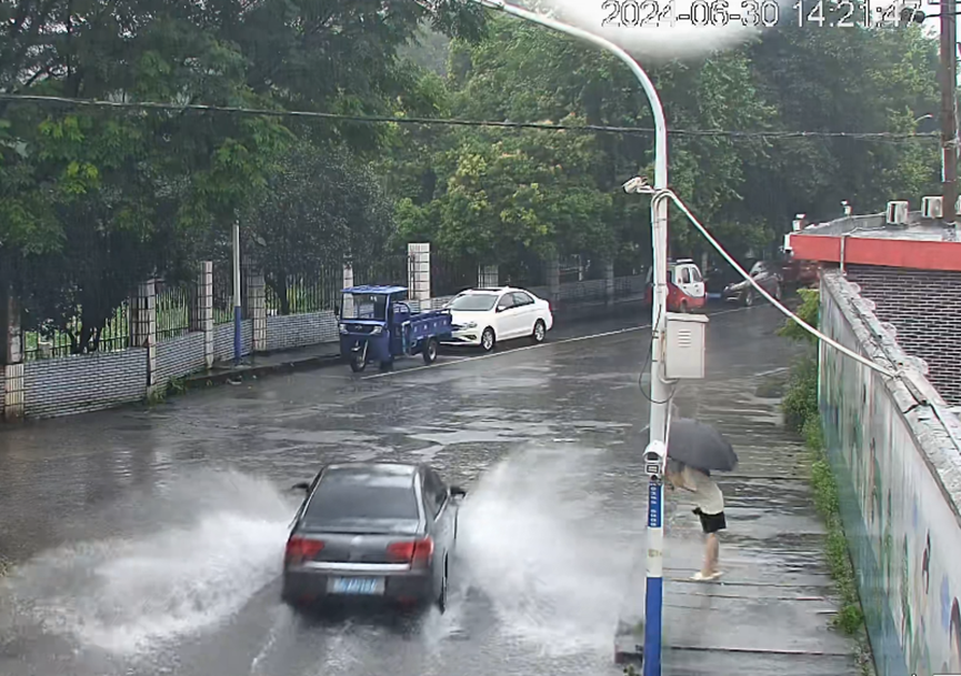 圖/廣西桂林交警