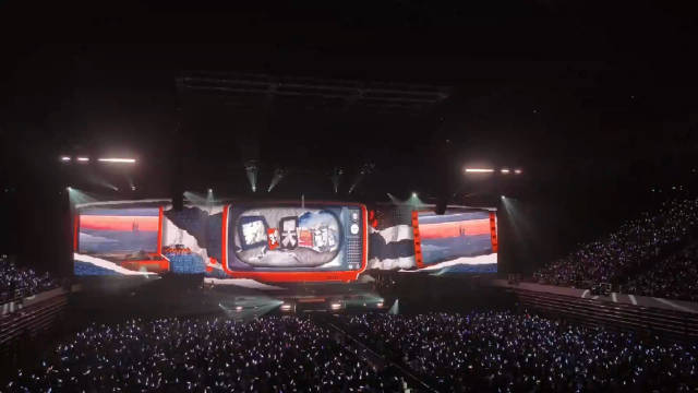 潘玮柏成都演唱会歌曲串烧《我对天空说+小小蚂蚁+Kiss Me 123》