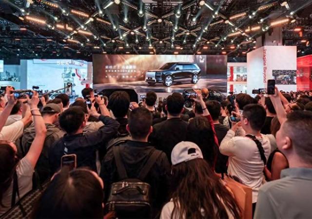 近日,吉利汽车发布2025年一季度财报并举办“一个吉利”战略整合计划说明会。(吉利汽车供图)