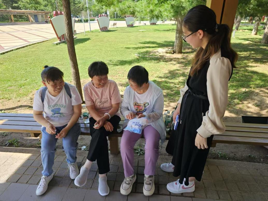視障女性收到盲文衛生巾。 受訪者供圖