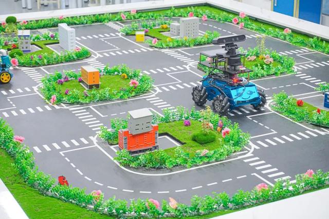 四川希望汽车职业学院举办职教周系列活动