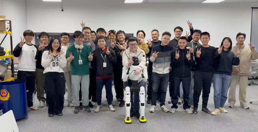 稚暉君及其團隊與靈犀X2
