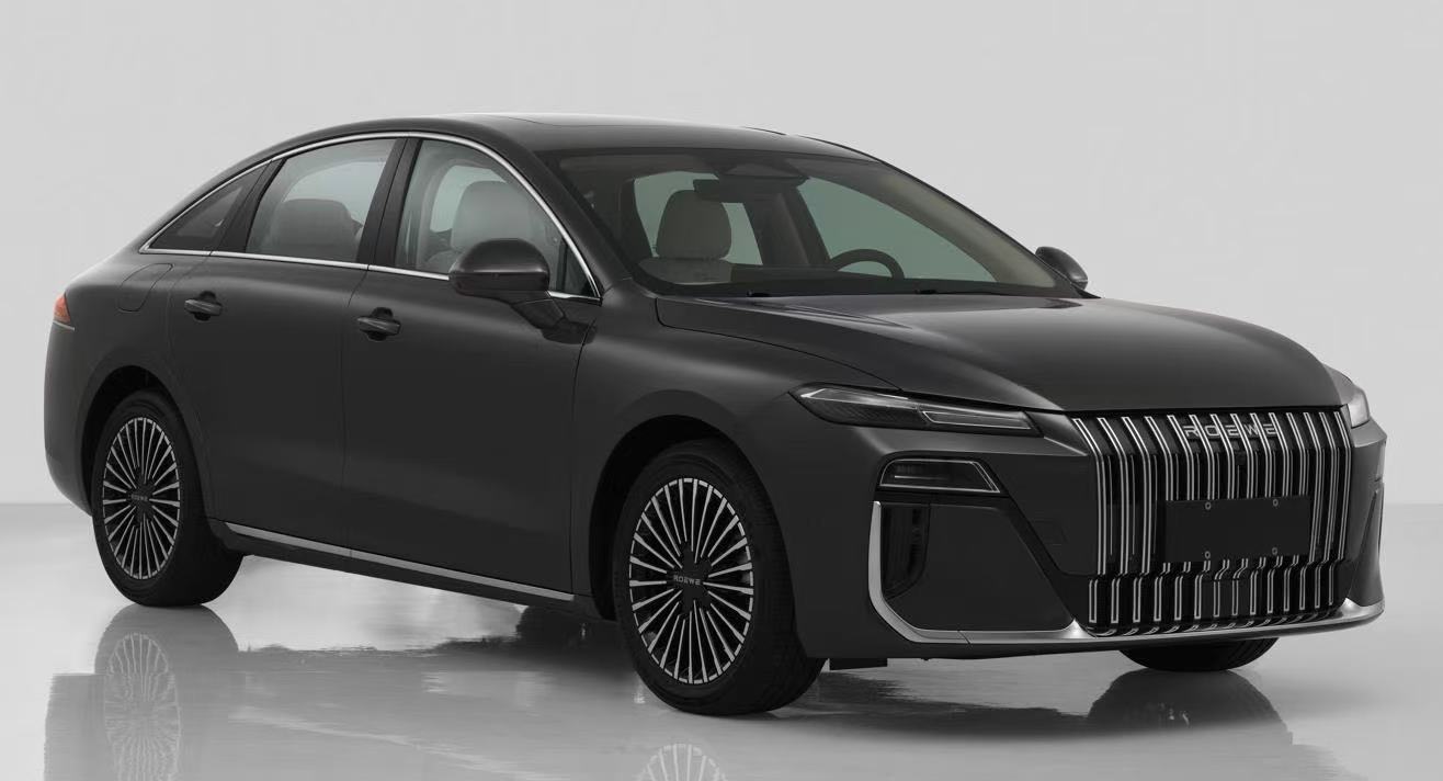 荣威M7新车曝光，设计酷似明珠概念车