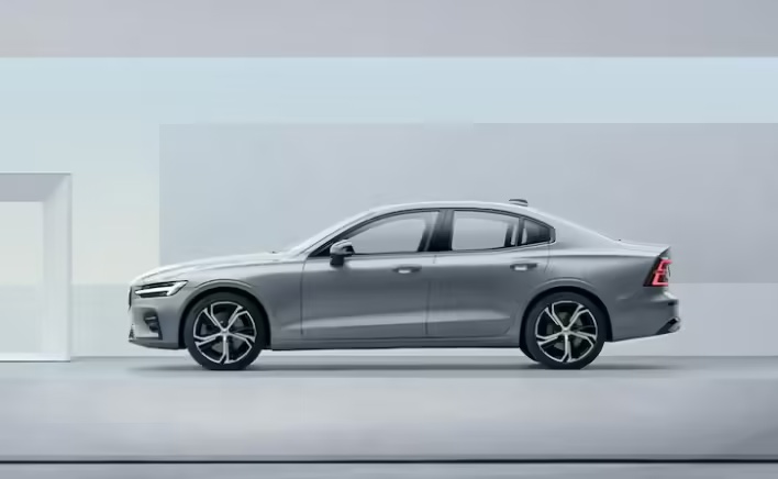 沃尔沃召回超 1.2 万辆国产 S60 / S90 汽车，玻璃胶粘性不足