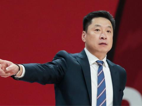 李春江好性情！参加广厦庆功宴一口闷，为王博培养夺冠班底太重要