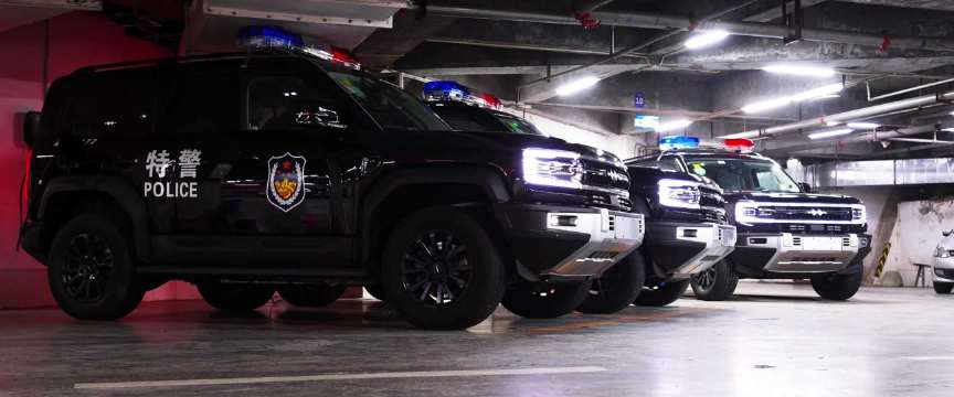 这么帅的公务车，还是全家桶？