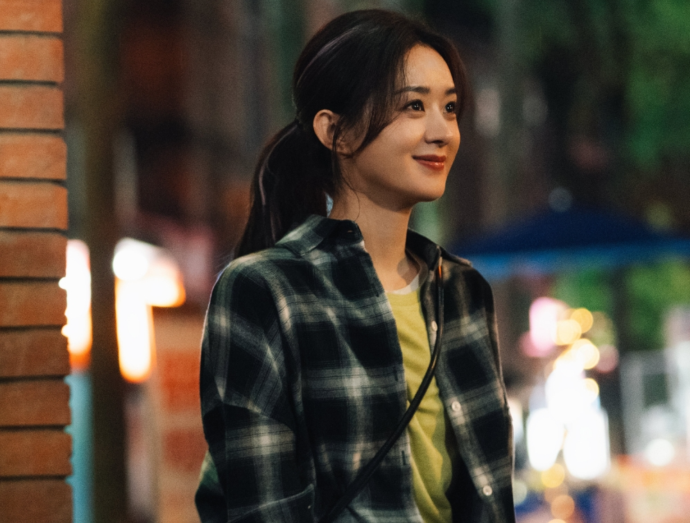 赵丽颖新剧大扑街，演技扛剧能力皆遭质疑，得奖后竟开始走下坡路