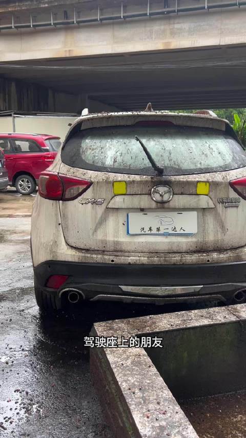 视频：人间之苦，长安马自达CX-5被扔掉