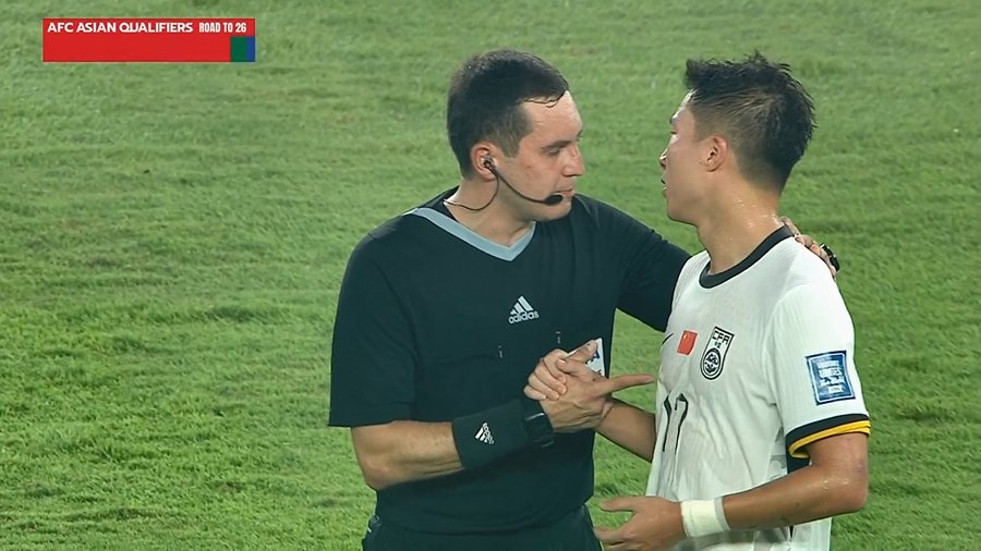 解说员谈点评：对处在劣势的球队，VAR会无限放大你的弱点