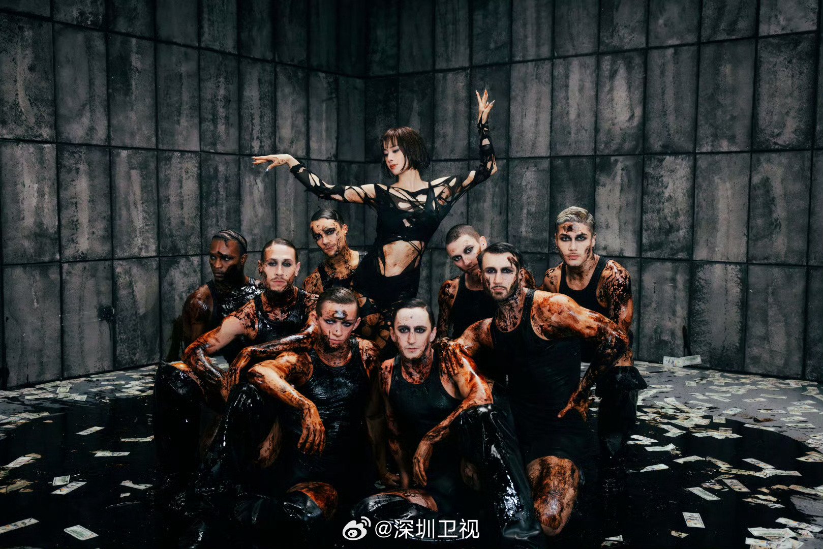 新专辑《Pleasure》首支MV震撼上线！