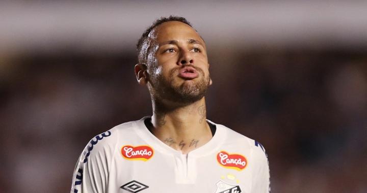 巴媒：内马尔向桑托斯请假缺席上午训练，去领事馆办去美国的签证