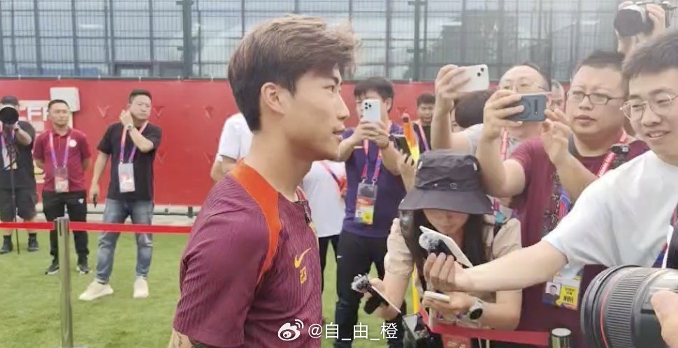 谢文能谈世预赛备战：全力打好最后一场比赛