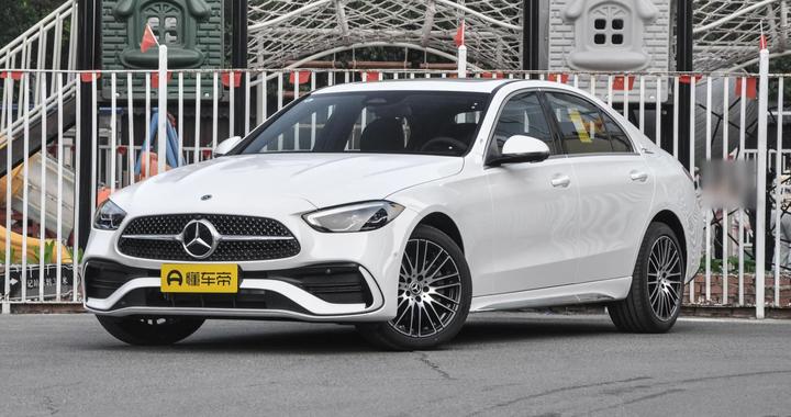 新款奔驰C级即将来袭 现款优惠多多 等新车还是现在抄底？