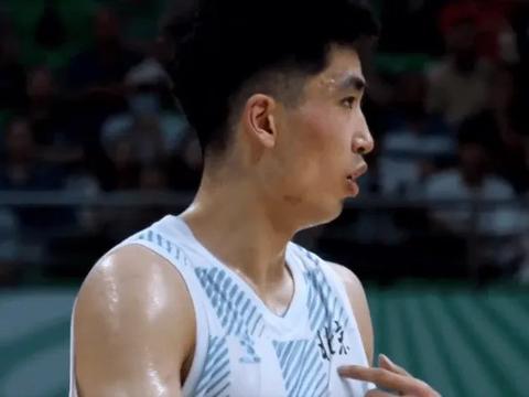 许利民看看他！24岁锋线对辽轰15+9，可取代翟晓川，不该放弃ncaa