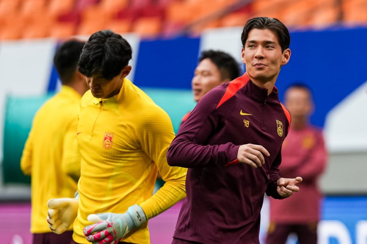 侯永永首次入选国足比赛名单，若出场将上演国家队生涯首秀