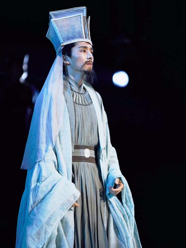 张新成饰演苏轼。出品方供图