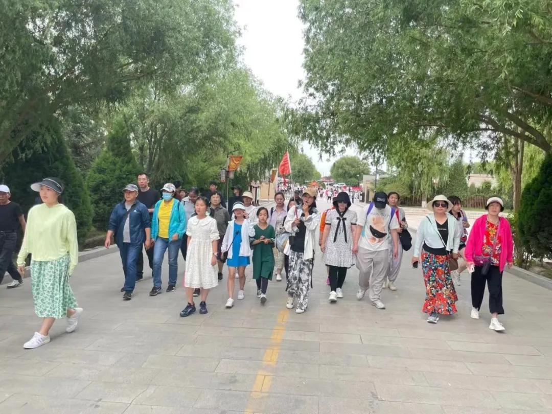 爱旅游|2025暑期· 西北“青甘大环线”旅游攻略来喽!