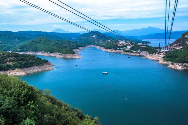 河南济源黄河三峡景区,群峰竞秀,山水交融,是小浪底的精华所在