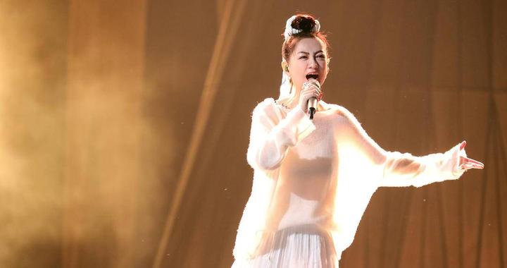 《歌手2025》者来女唐汉霄震撼揭榜，歌单了解下