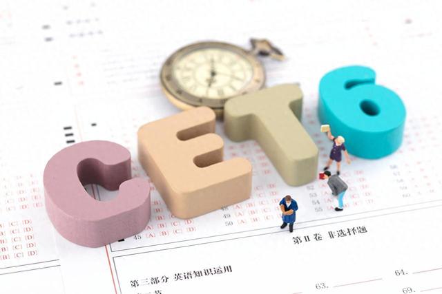 暴雨天的考场像渡劫,2025年六级翻译题杀疯了!