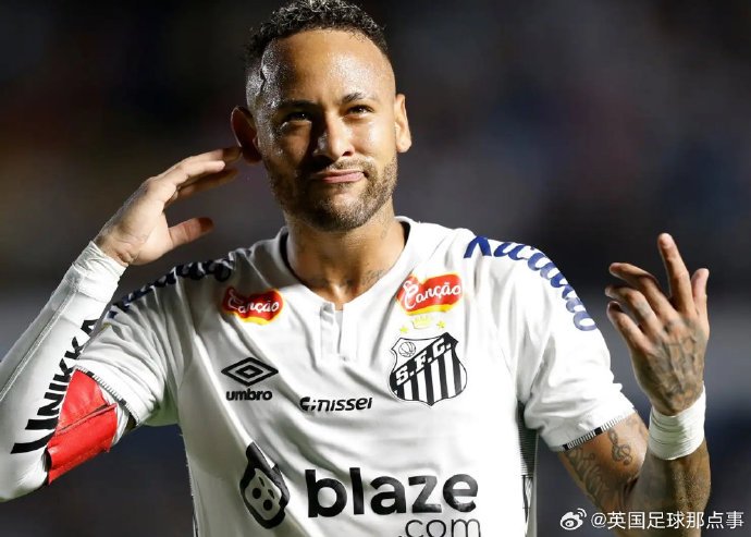 【球场上很职业】内马尔父亲谈外界对内马尔的批评