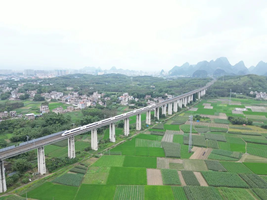 新版铁路运行图实施!多条线路有大变化