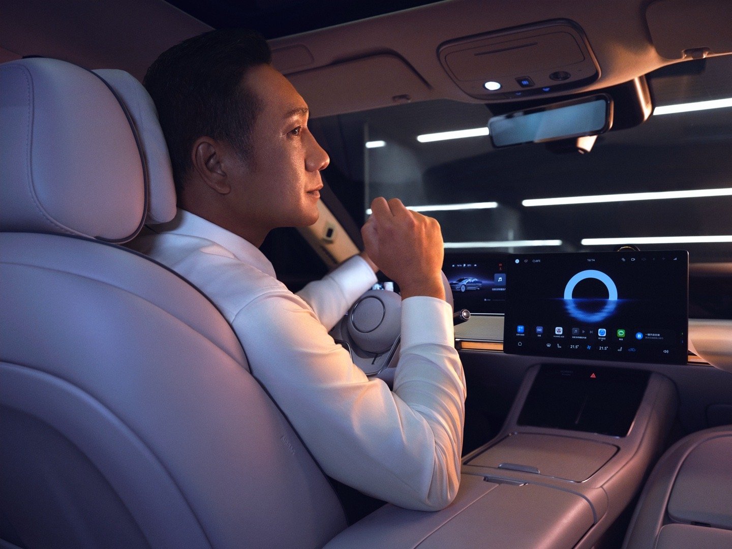 黄觉体验享界S9增程版，科技豪车配置拉满