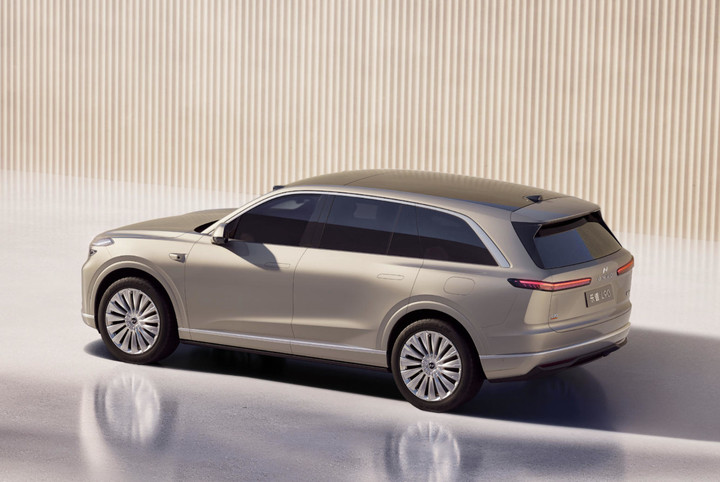 乐道旗舰 L90 快要来了，这辆车让我们重新理解乐道