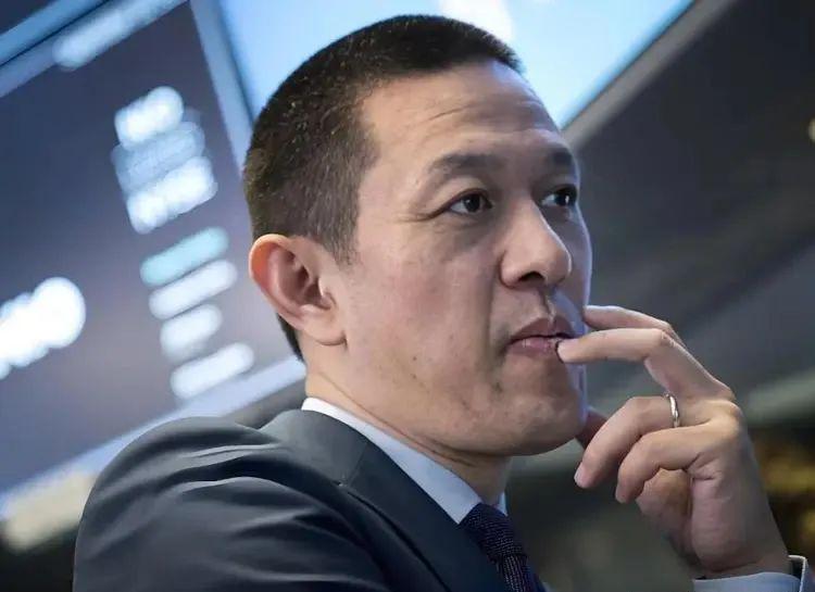 造车十一年，巨亏1300亿，李斌被灵魂拷问：蔚来什么时候倒闭？