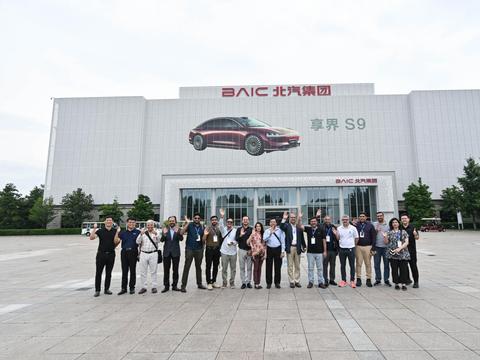 享界S9增程版销量势能强劲 30万级科技豪华新标杆﻿﻿