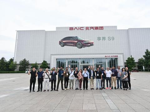 享界S9增程版三周交付近3000台 重塑30万级豪华车市场格局