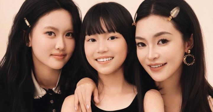 刘维伟前妻晒合影：全家福2.0版本 妈妈+女儿们=100%完整的三次方