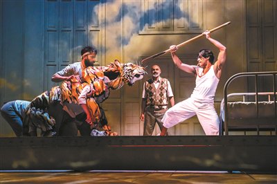 少年派搬上舞台 如何实现奇幻漂流