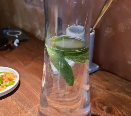 这些果蔬水饮不仅能提升凉白开的口感,对振兴食欲亦有很大的帮助。