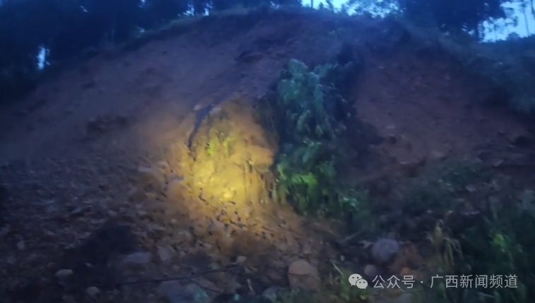 暴雨来袭!广西多地出现严重积水内涝,桂北持续强降雨