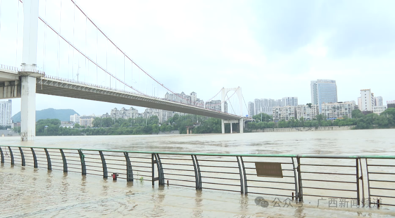暴雨来袭!广西多地出现严重积水内涝,桂北持续强降雨