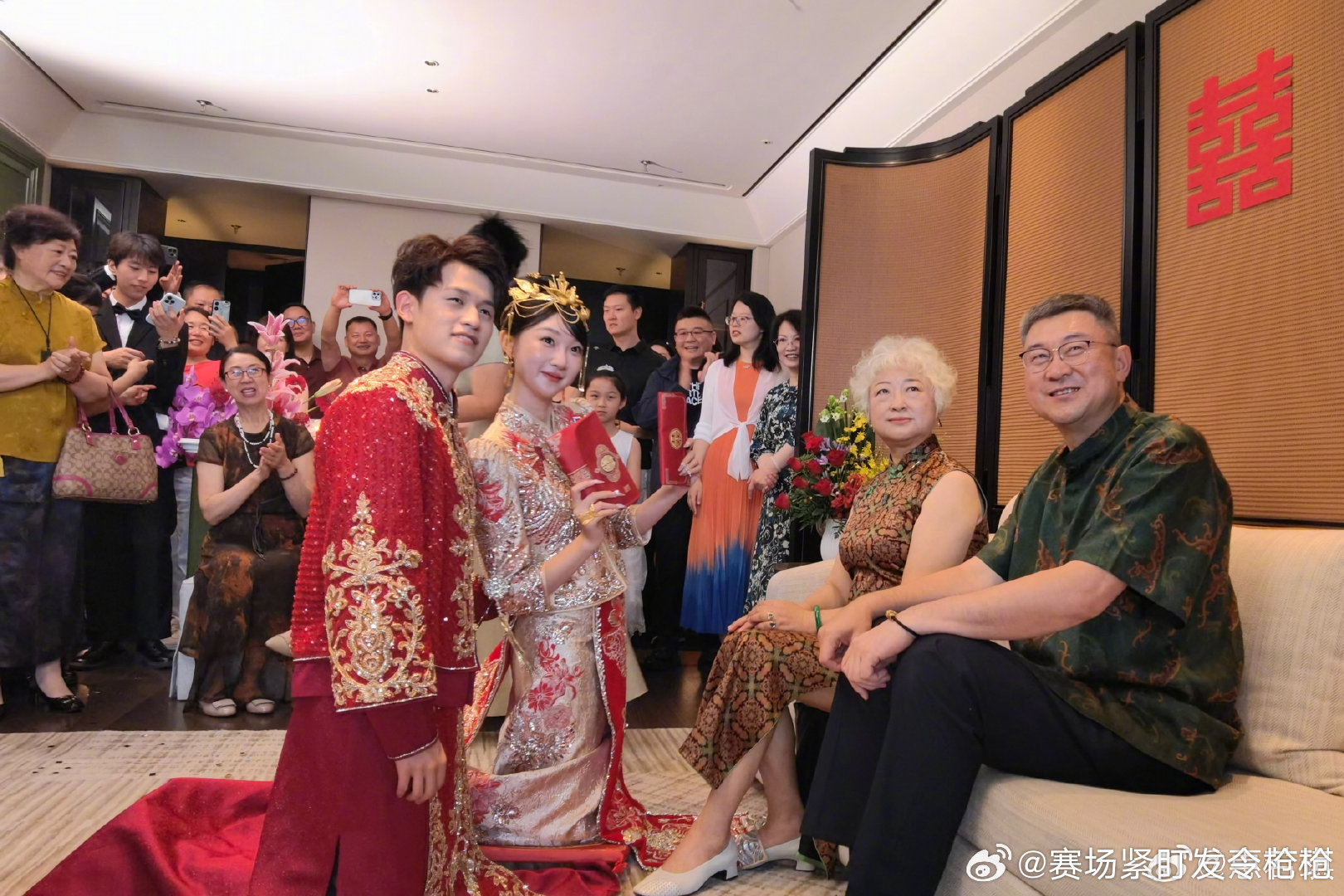 惠若琪新婚双喜临门，中国女排赢球同庆