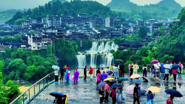 湘西芙蓉古镇 你是真的火遍全球了！