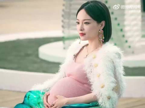 北大毕业生转行娱乐圈收入锐减九成