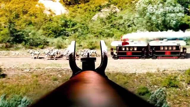 《让子弹飞》上映15年了，如今再来回顾，这些细节你注意到了吗？