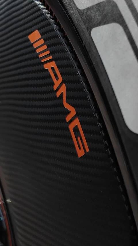 感受一下全新AMG GT XX概念车的闭合轮圈盖板，有点创意