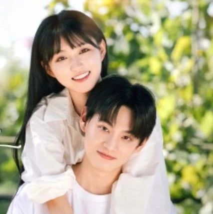 吵上热搜，晋江文学城与哇唧唧哇硬刚