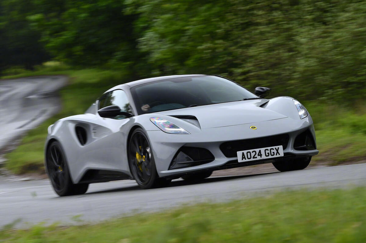 莲花测试插混跑车技术，调整电动化路线