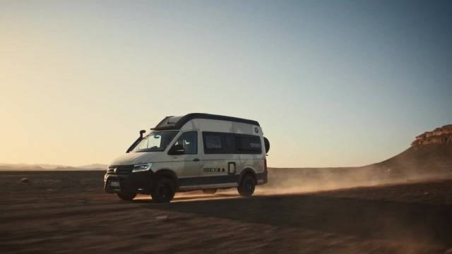 大众Crafter 4x4底盘IBEX SUNLIGHT露营车亮相