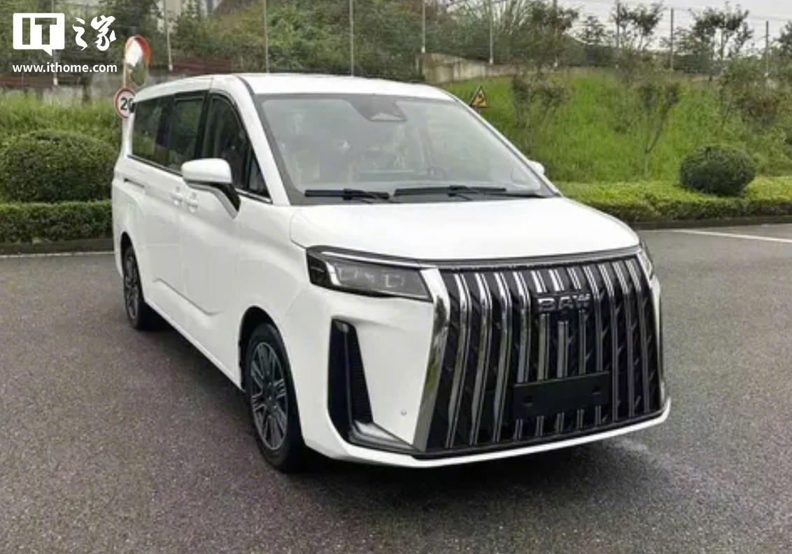 北汽制造锐胜M8中大型MPV十月上市，可选CNG发动机或纯电