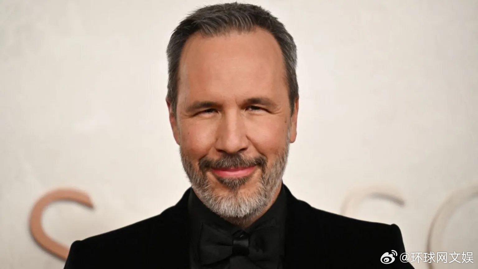 维伦纽瓦将执导007新片，荷兰弟等候选新邦德