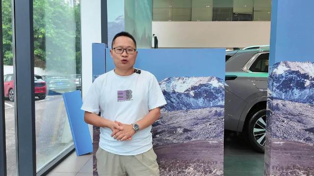 探店：途锐小弟途岳新锐终端优惠后不到8万元，香不香？