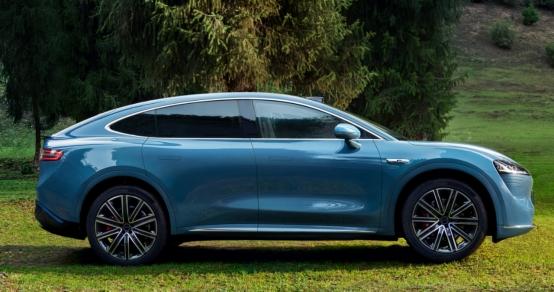 智界R7与小米YU7空间对比